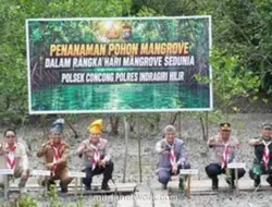 Ekspedisi Merah Putih di Inhil, Kapolda Riau Ajak Warga Pesisir Jaga Mangrove