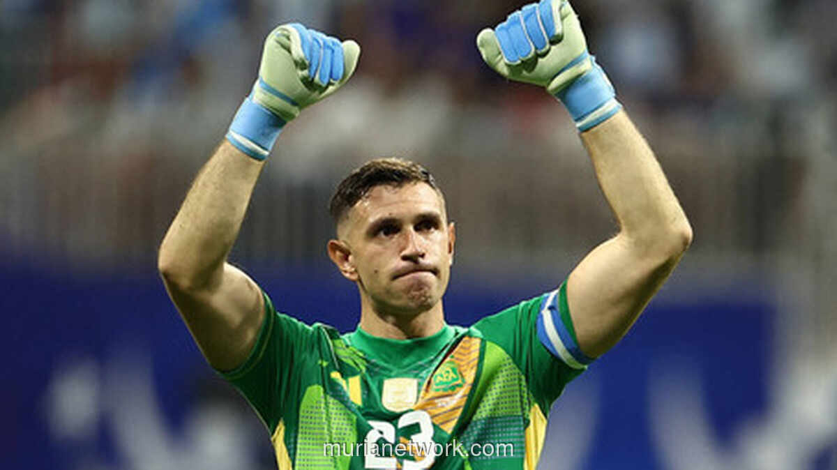 Emiliano Martinez Buka Peluang Pensiun dari Timnas Usai Kekalahan di Final Piala Dunia 2026