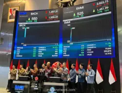 Dua Emiten Baru Melantai di BEI, Saham BACH dan EMMI Langsung Melesat