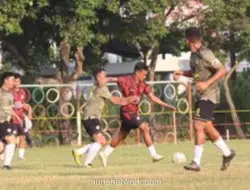 Dokter Koboi FC Hajar Aksara FC 4-0 di Laga Perdana Wali Kota Makassar Cup