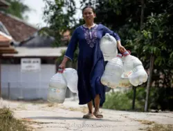 BPBD Bekasi Salurkan 10.000 Liter Air Bersih ke Warga Terdampak Kekeringan