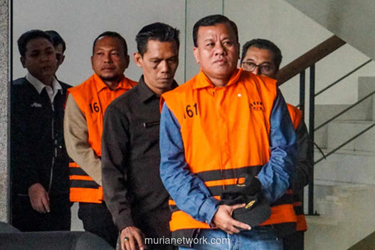 KPK Tahan Bupati Kuansing dalam Kasus Suap Jual Beli Jabatan