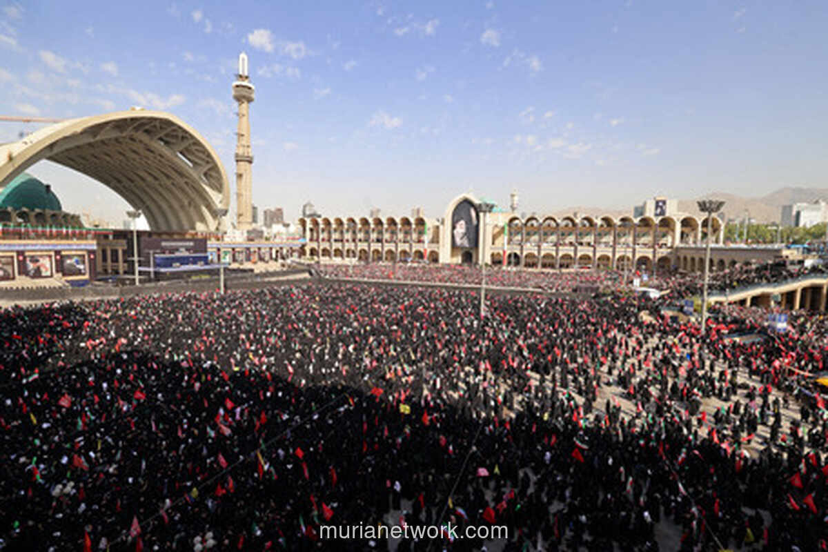 Jenazah Ali Khamenei Disemayamkan di Teheran, Ratusan Ribu Pelayat Berdatangan