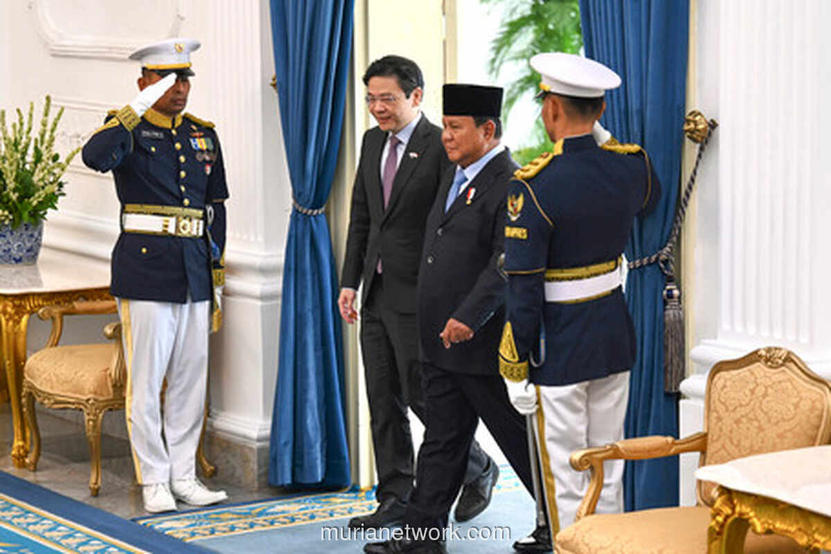 Prabowo Terima Kunjungan PM Singapura Lawrence Wong di Istana Merdeka