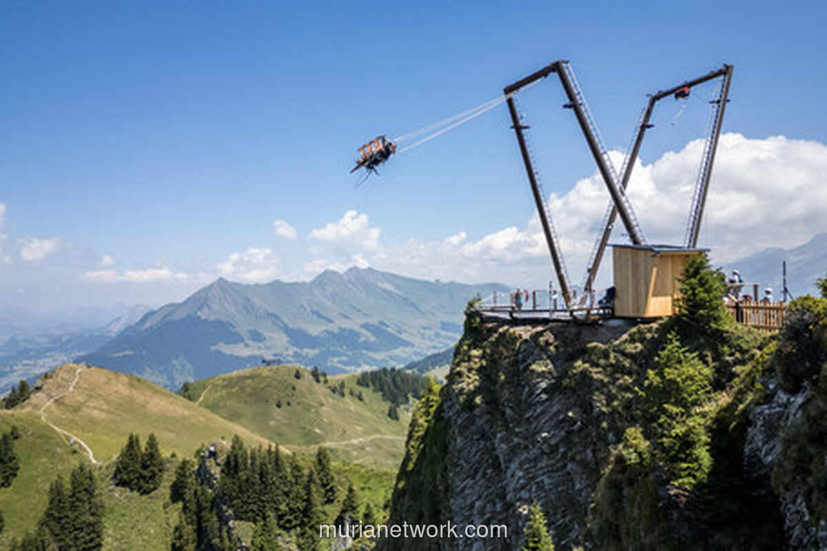 Ayunan Raksasa di Puncak Alpen, Sensasi Baru Wisata Musim Panas Swiss