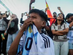 Nobar Final Piala Dunia 2026 di Ternate, Suporter Argentina Menangis Usai Timnya Kalah dari Spanyol