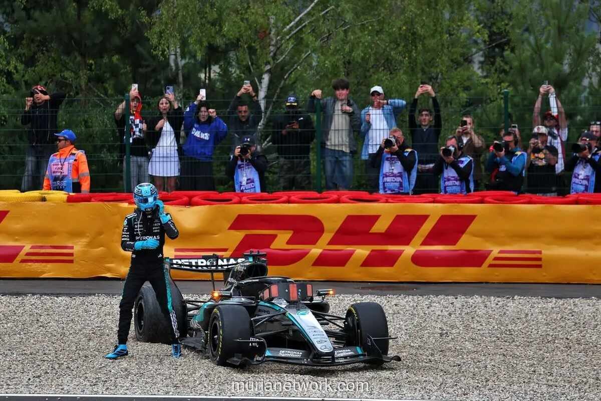 George Russell Gagal Finis di GP Belgia Usai Tabrakan dengan Hamilton di Lap Pertama
