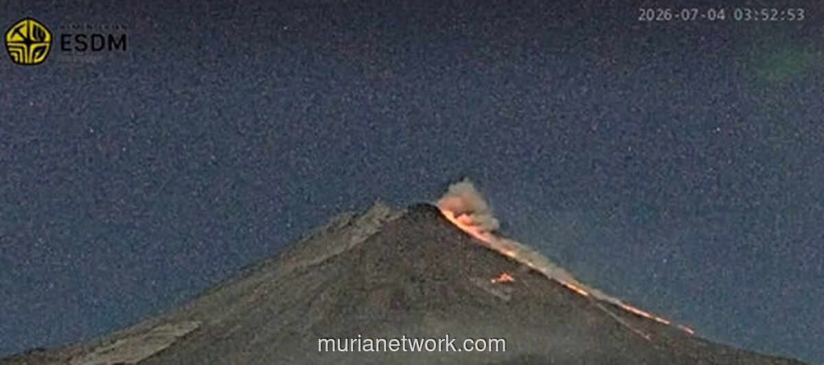 Gunung Merapi Luncurkan Awan Panas Sejauh 1,7 Kilometer