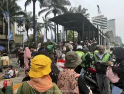 Transjakarta Tutup Sementara Halte Kebon Sirih Akibat Perbaikan Jalan