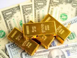 Harga Emas Melemah Enam Pekan Berturut-turut, Konflik AS-Iran Dongkrak Inflasi