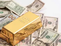 Harga Emas Sentuh Level Tertinggi Dua Pekan, Dolar AS Melemah