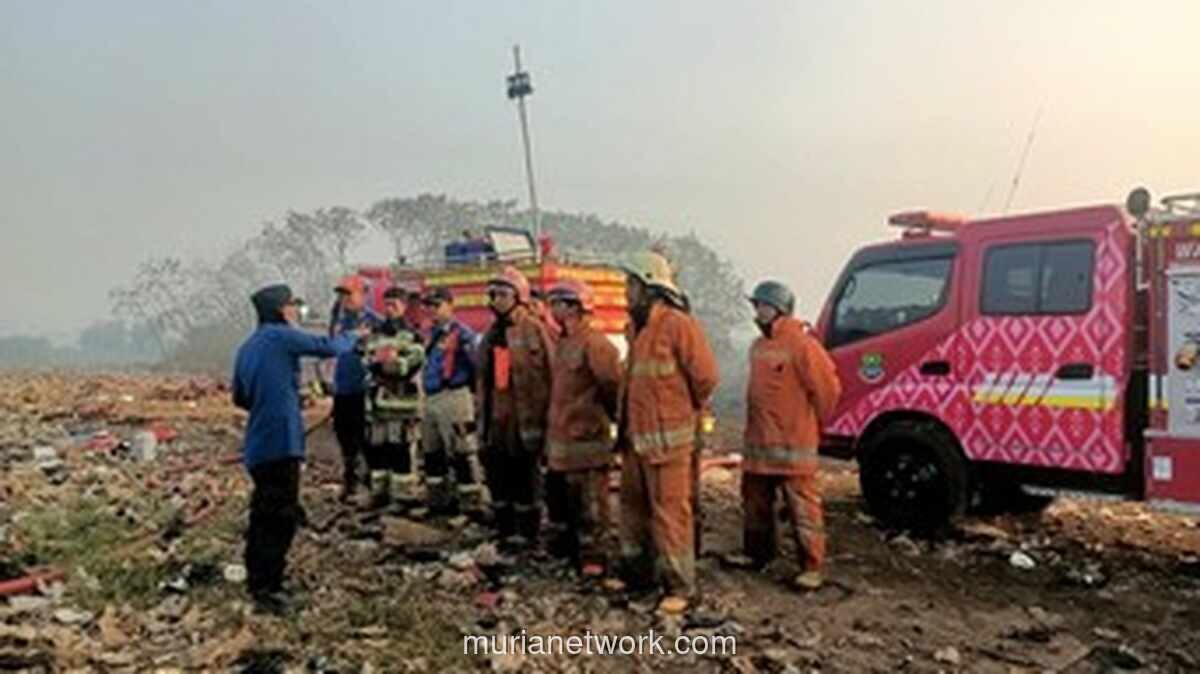 Pemadaman Kebakaran TPA Jatiwaringin Masuk Hari ke-10, Helikopter Dikerahkan
