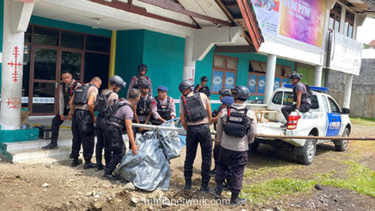 Warga Ambon Temukan Bom Peninggalan Perang di Depan Rumah, Tim Gegana Turun Tangan