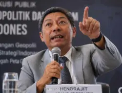 Hendrajit Soroti Perbedaan Strategi Roy Suryo dan Dokter Tifa Hadapi Gugatan Jokowi