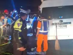 Kecelakaan Maut di Tol Pandaan-Malang, Hiace Tabrak Truk Tronton, Tiga Tewas