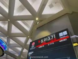 IHSG Terjun Lebih dari 1% Usai S&P Soroti Risiko Status Emerging Market Indonesia