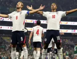 Inggris Tumbangkan Meksiko 3-2 Meski Bermain dengan 10 Pemain
