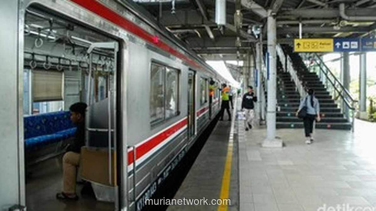 Viral, Penumpang Ngevape di KRL Ditindak Tegas Petugas