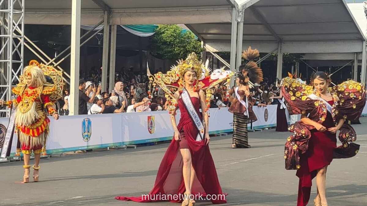 Jember Fashion Carnaval 2026 Serap Ribuan Wisatawan, Dorong Ekonomi Kreatif Lokal