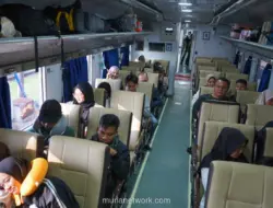 KA Rajabasa Kini Gunakan Kereta Ekonomi Premium, Tarif Tetap Rp32 Ribu