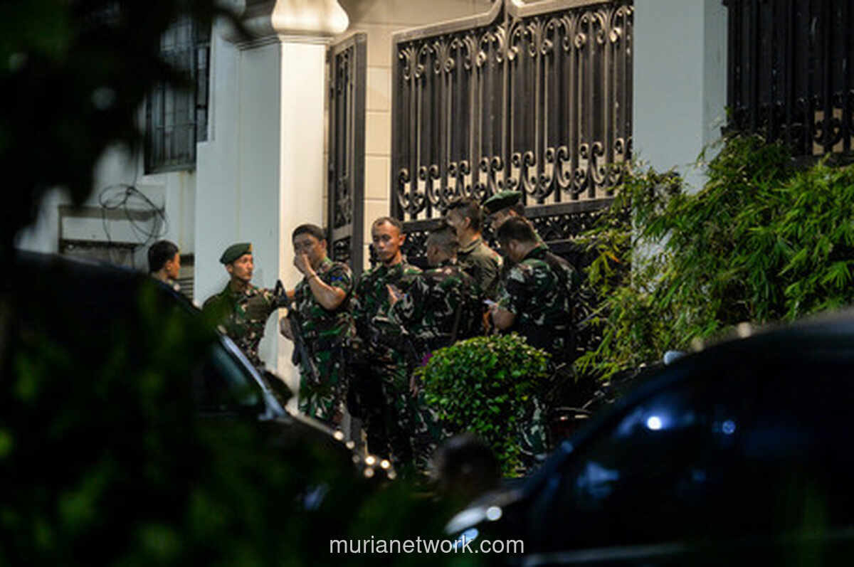TNI Kawal Penggeledahan Kortastipidkor, Brankas Berisi Emas dan Rp 476 Miliar Disita