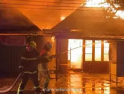 Kebakaran Hebat di Permukiman Padat Kutai Kartanegara, Tujuh Rumah Ludes