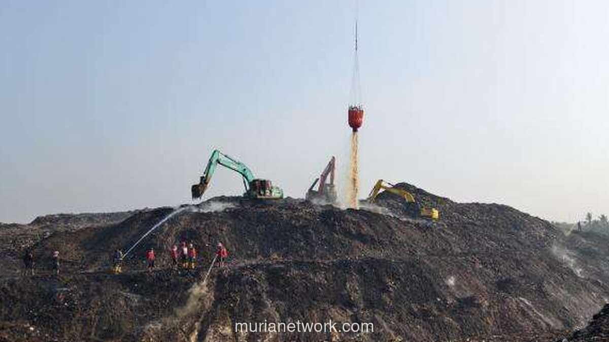 Kebakaran TPA Jatiwaringin Padam 100 Persen, Operasi Beralih ke Pendinginan