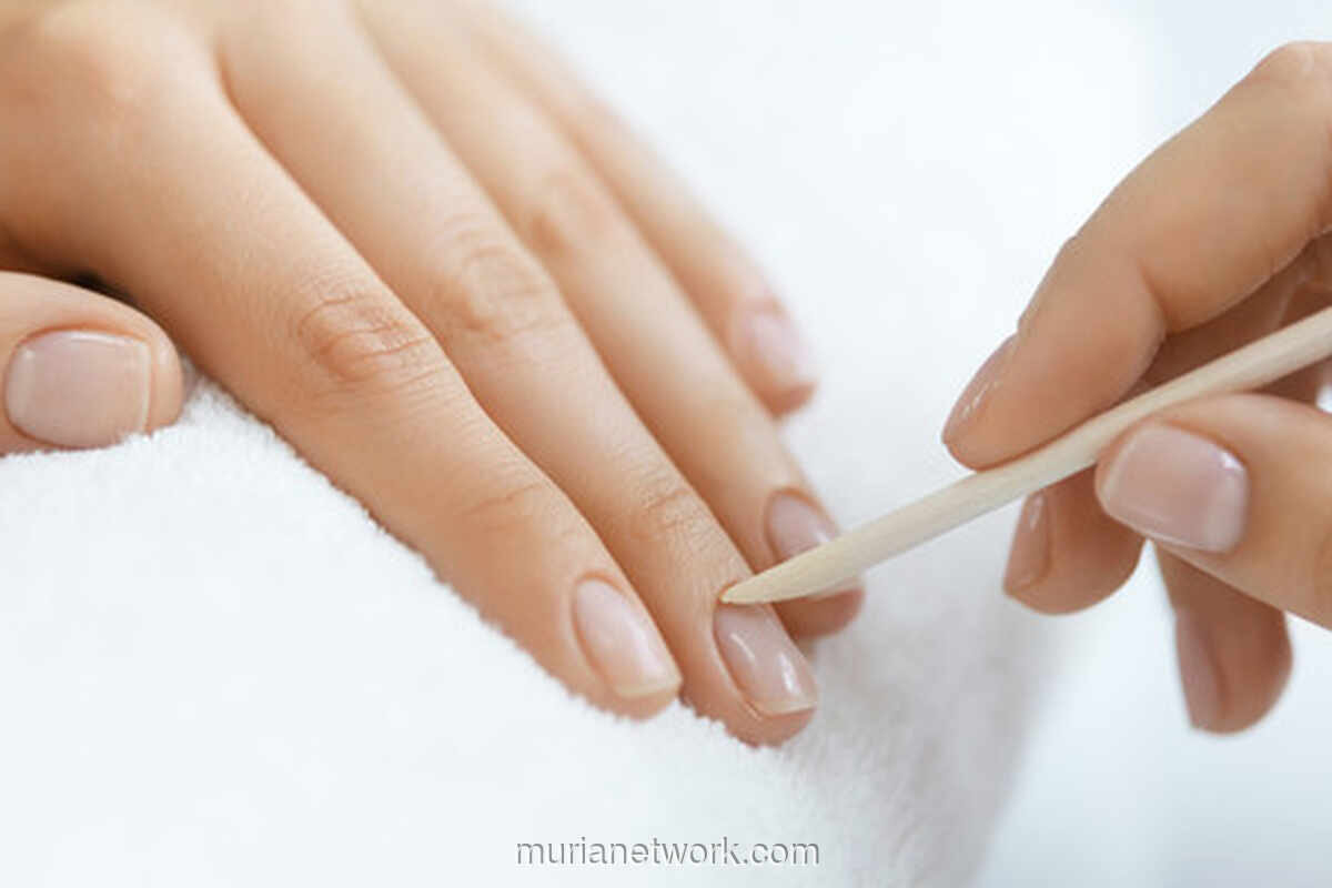 Rutin Oleskan Minyak Kuku Sebelum Tidur, Dermatolog Ungkap Manfaatnya