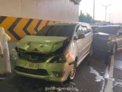 Kecelakaan Beruntun Empat Mobil di Tol JORR Dipicu Rem Mendadak