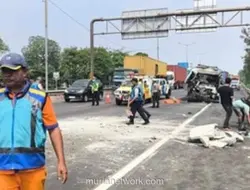 Kecelakaan Beruntun di Tol JORR Libatkan Enam Kendaraan, Satu Tewas