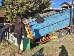 Truk Tabrak Kedai di Ponorogo, Sopir Mengaku Hindari Sosok Misterius
