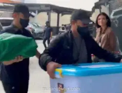 Kejagung: Boks yang Dibawa Polri Berisi Barang Bukti Kasus Febrie Adriansyah