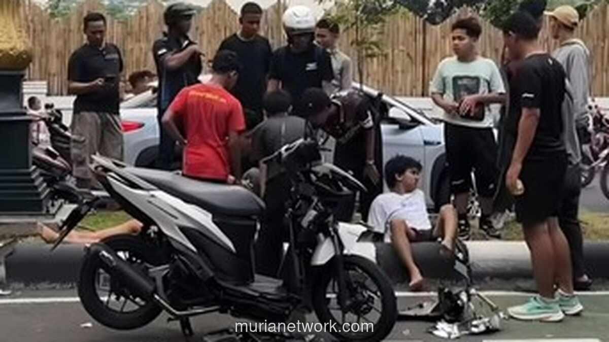 Lawan Arus di Jalur Lingkar Stadion Pakansari, Tiga Orang Terluka