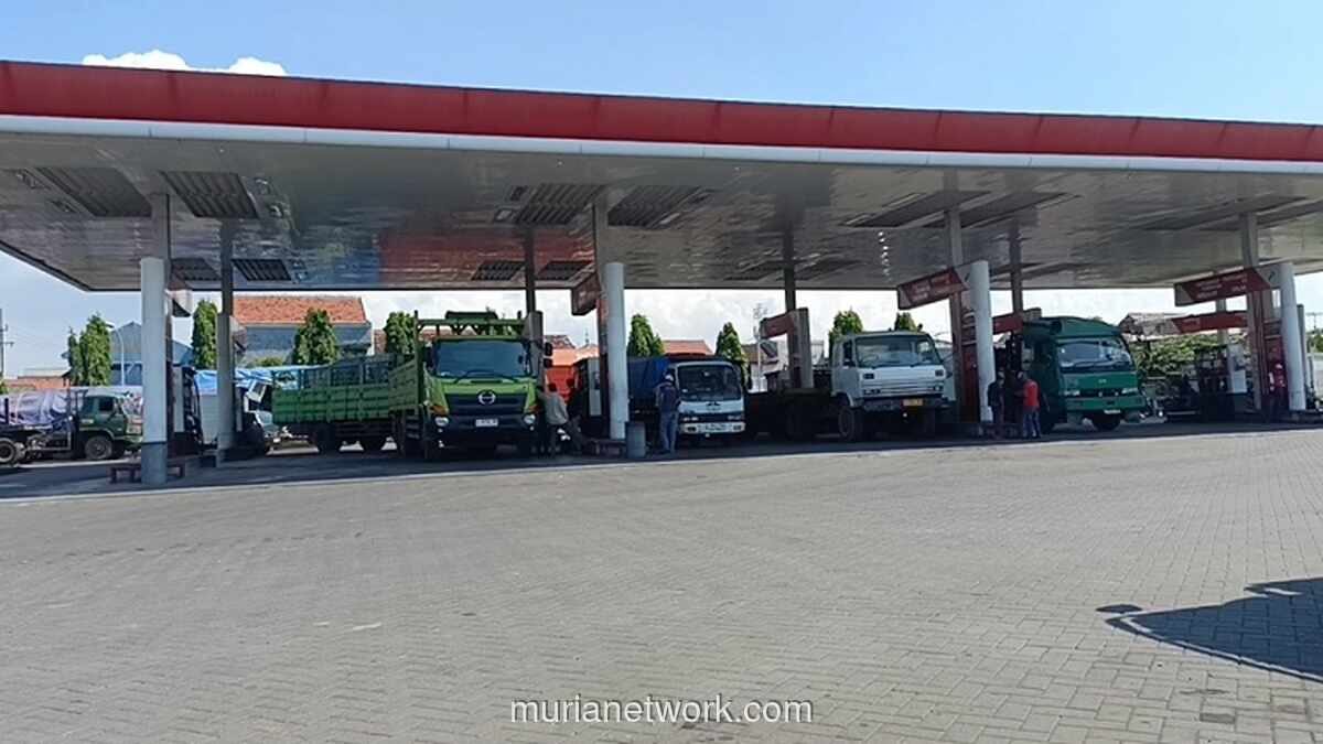 Antrean Solar di Surabaya, Pemprov Jatim Tambah Kuota 300.000 Kiloliter