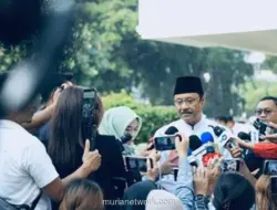 Pemerintah Kaji Penyaluran Bansos Lewat Koperasi Desa Merah Putih
