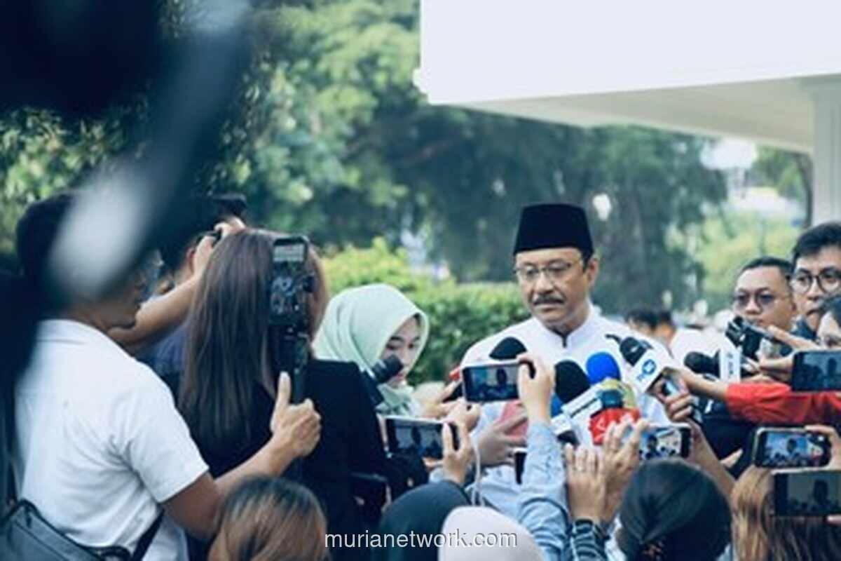 Pemerintah Kaji Penyaluran Bansos Lewat Koperasi Desa Merah Putih