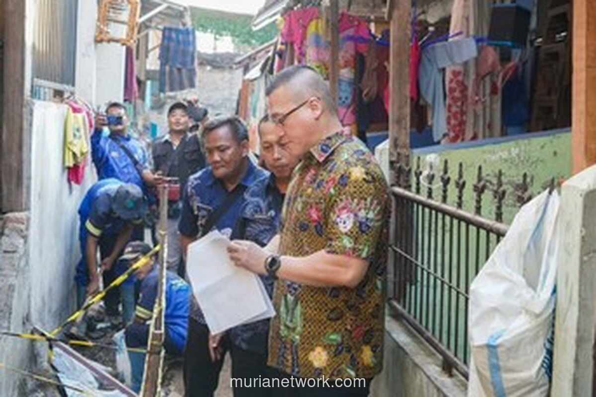 Tinjau Saluran Air di Jakarta Barat, Anggota DPRD DKI Temukan Warga Butuh Bantuan Disabilitas