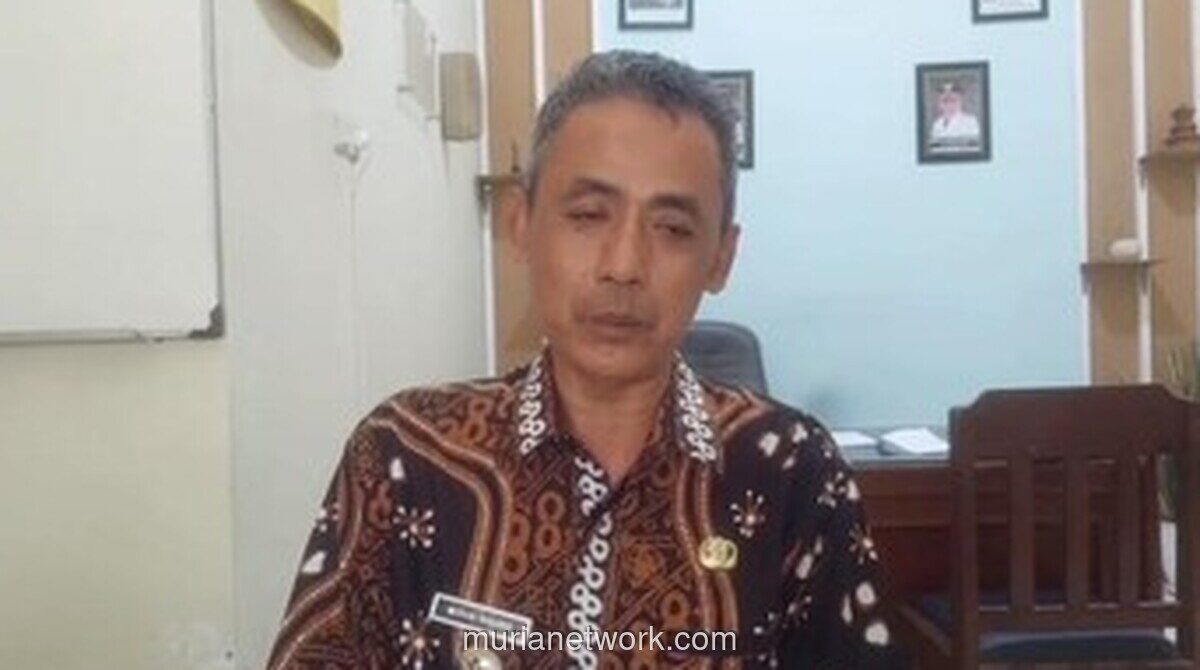 Camat Madiun Kepergok Main Game Saat Rapat Paripurna DPRD
