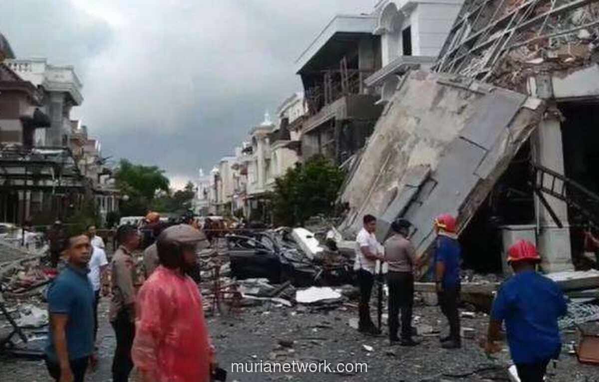 Ledakan Rumah Mewah di Medan, Empat Pekerja Masih Tertimbun