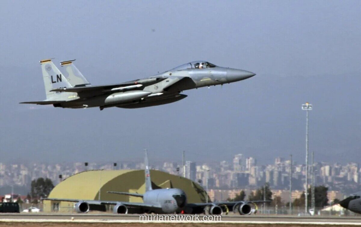 Kesaksian Pilot F-15E AS: Drone Iran Seperti Ladang Ranjau di Udara