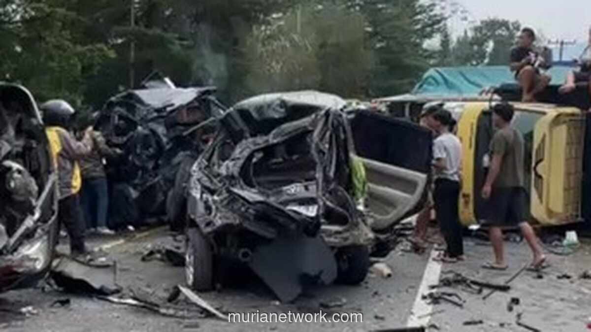 Tabrakan Beruntun di Sibolangit Tewaskan 4 Orang, Truk Air Mineral Hantam 9 Kendaraan