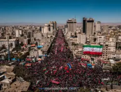 Jenazah Ali Khamenei Dimakamkan di Mashhad, Putra Penerus Tak Terlihat