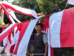 Pedagang Bendera Musiman di Yogyakarta Berharap Rezeki Menjelang 17 Agustus