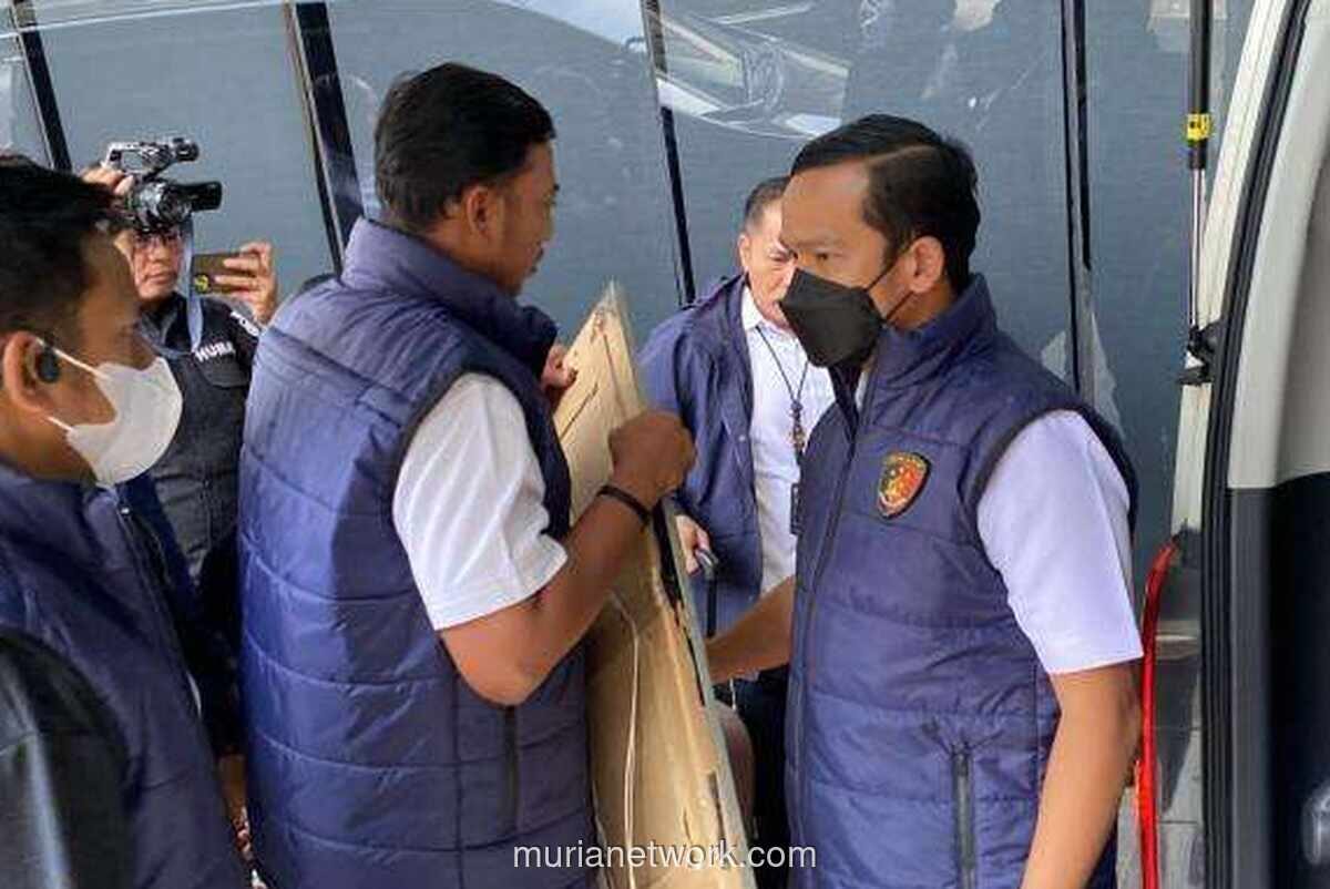 Kortas Tipikor Kembali Datangi Kejagung, Bawa Bingkai Foto dan Boks Kontainer