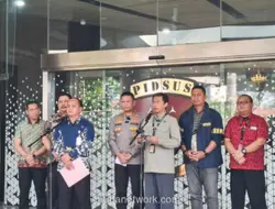 Kortastipidkor Serahkan Tersangka Kasus ASABRI ke Kejagung, Minta Publik Percaya Proses Hukum