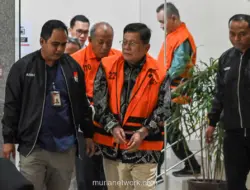 KPK Tahan Empat Tersangka Korupsi Asuransi Perkapalan PT Jasindo