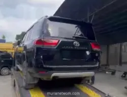 KPK Temukan Land Cruiser Rp2 Miliar yang Jadi Alat Suap Bupati Kuansing