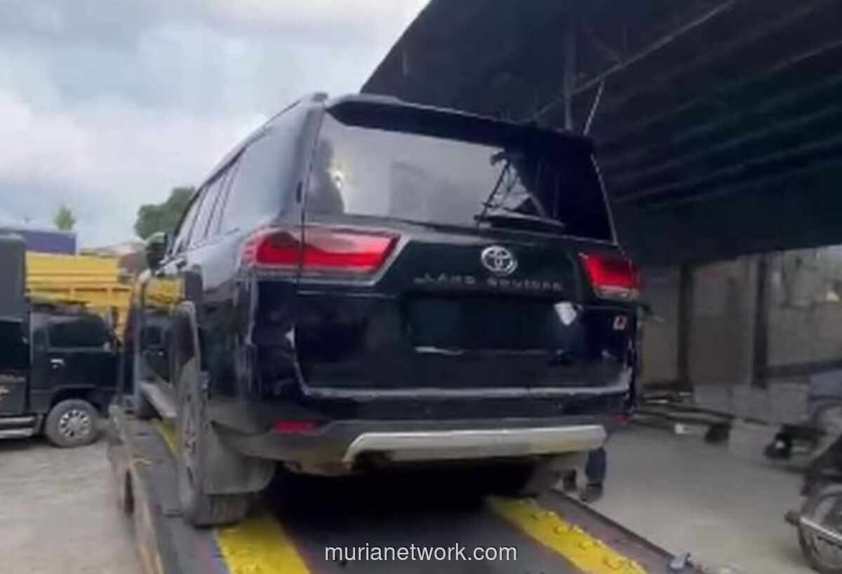 KPK Temukan Land Cruiser Rp2 Miliar yang Jadi Alat Suap Bupati Kuansing