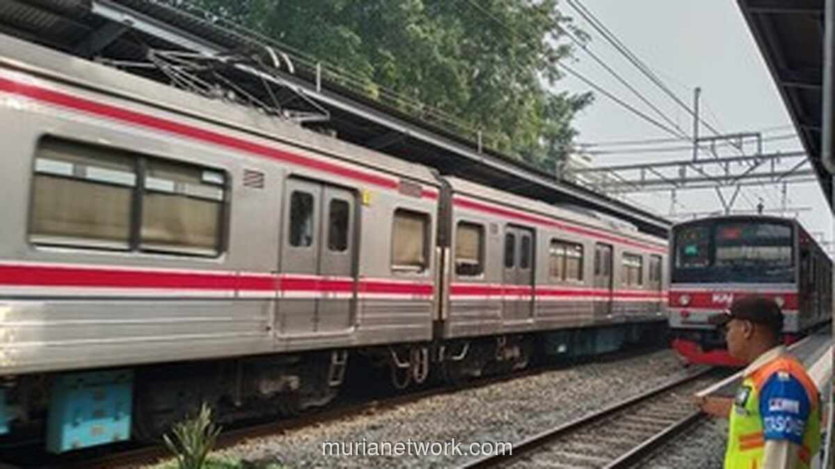 KRL Rangkasbitung-Tanah Abang Terlambat Akibat Insiden Tertemper Orang di Jurangmangu