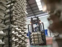 Laba Semester I TINS Melonjak 805%, Saham Tembus Resistance
